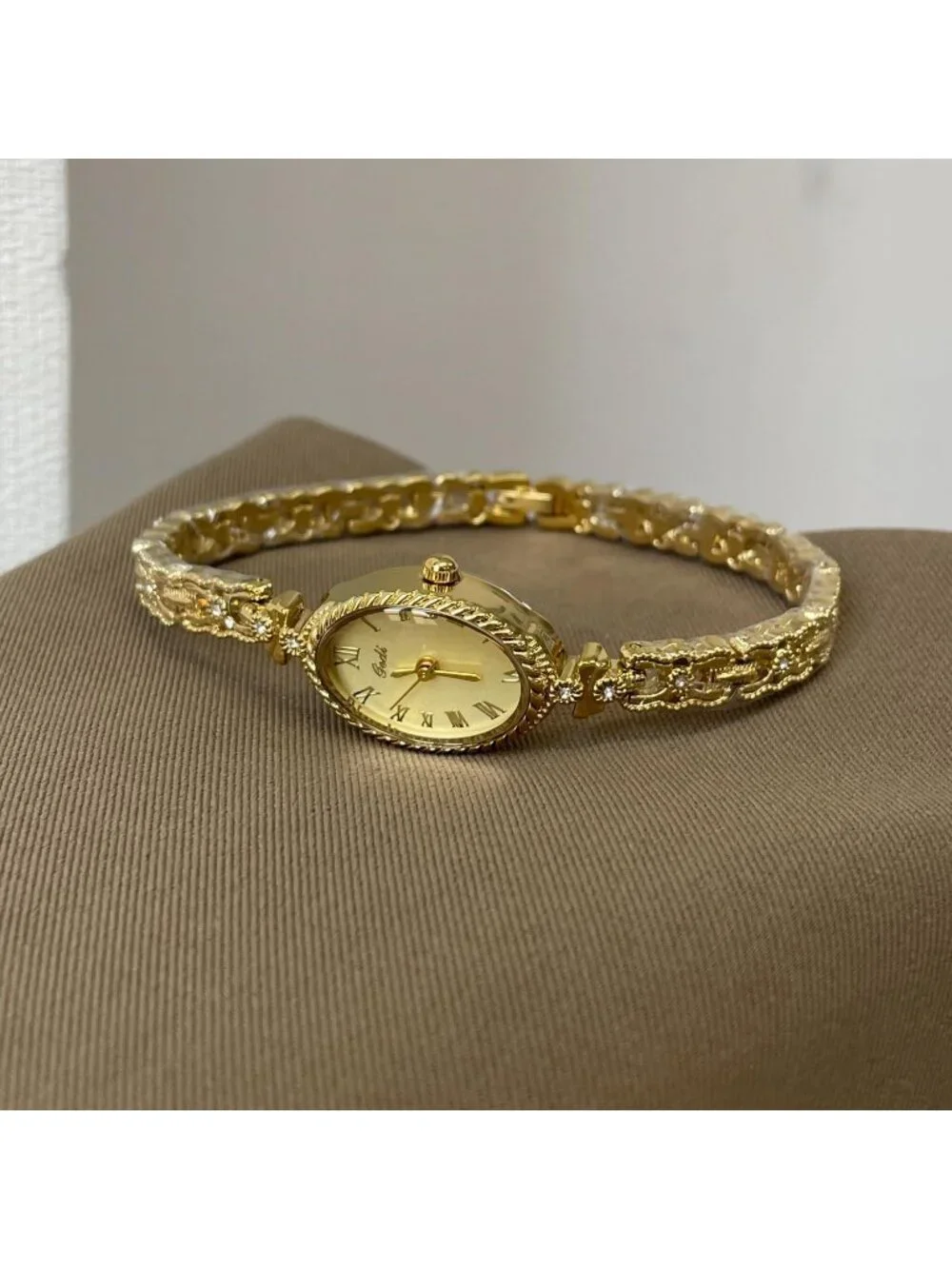 Women's Gold Oval Vintage Bracelet Small Quartz Dress Bangle Analog Watches